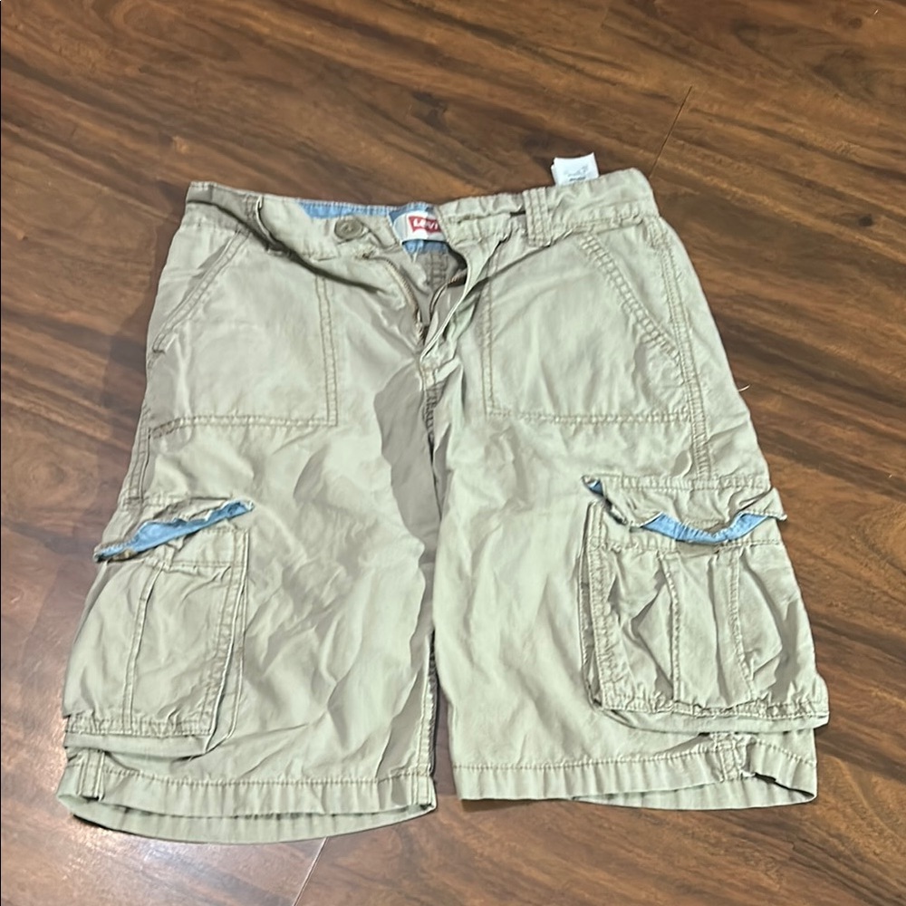 Levi's Tan cargo Shorts